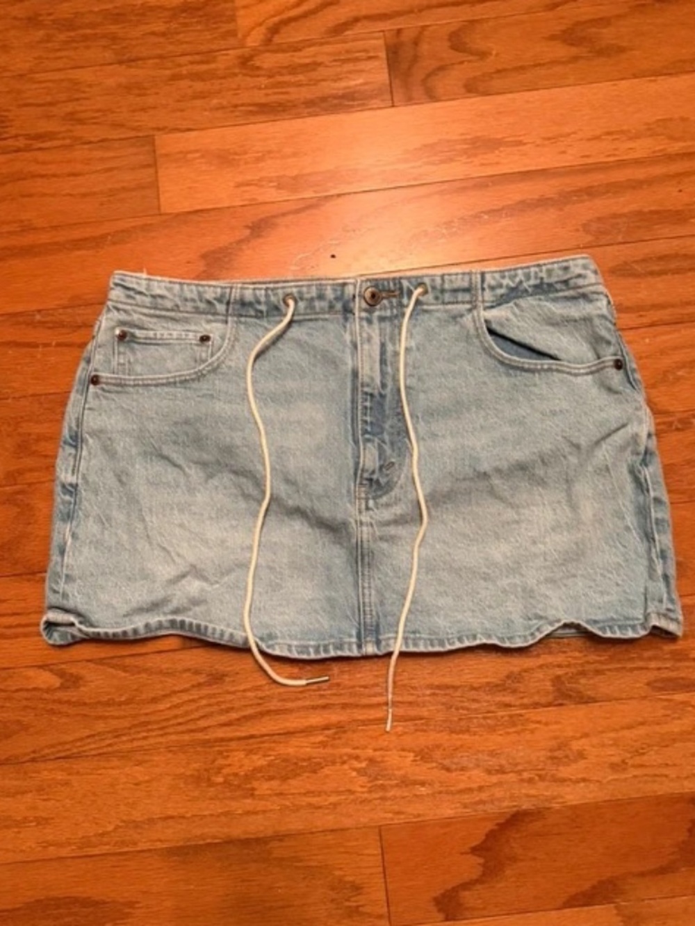 Abercrombie & Fitch Light Wash Denim Mini Skirt